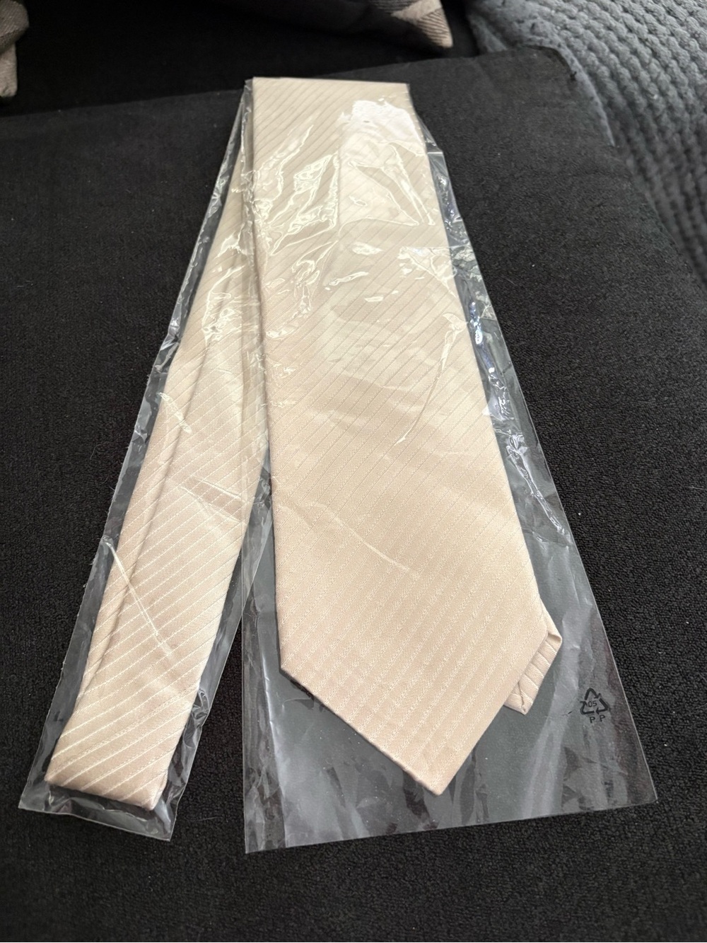 Tino Cosma Men’s New Classic Textured np Light Beige Necktie